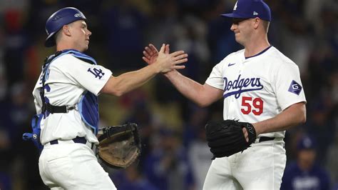 rotowire nhl|Dodgers' Evan Phillips: Fans two for 17th save .